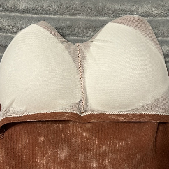 🤎NWOT Zenana Padded Ribbed Mineral Wash Crop Tank Top Sz S/M Nylon & Spandex - Picture 8 of 16